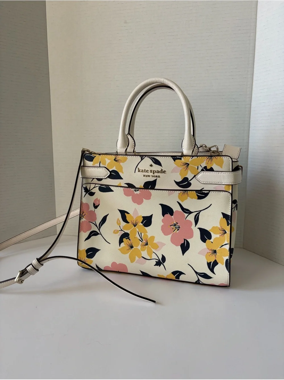 Kate‎ Spade New York Staci Lily Blooms Medium Satchel